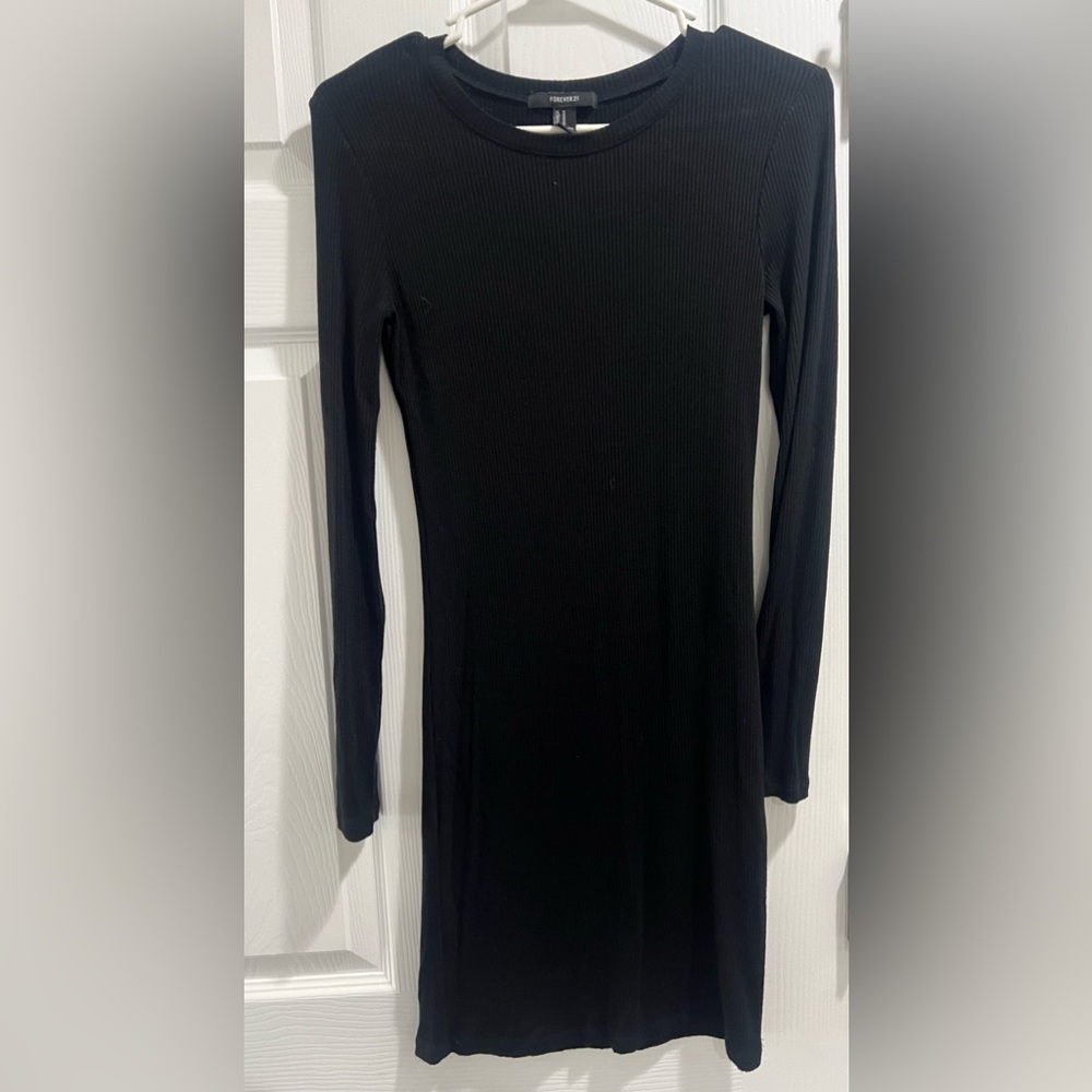 Black long sleeve dress.